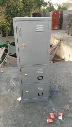locker